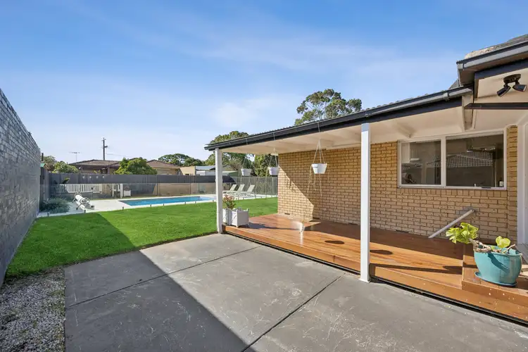 9 Jabiru Drive