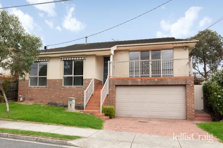 1B Watson Street