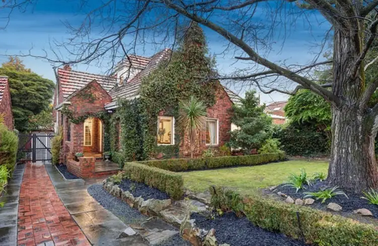 2 Taylor Court