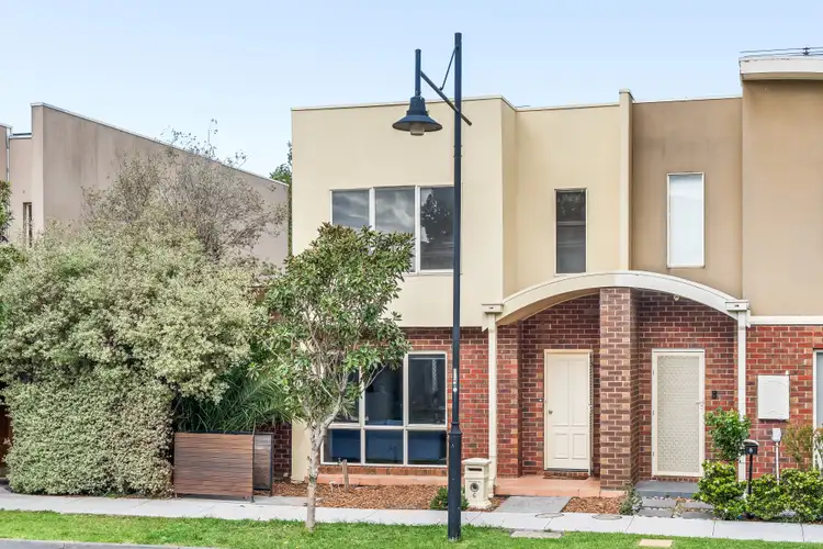 6 Watchtower Road