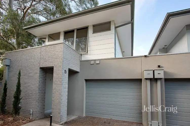 51 Mcnamara Street