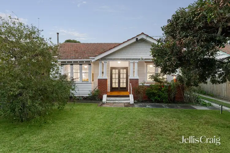 8 Daly Road