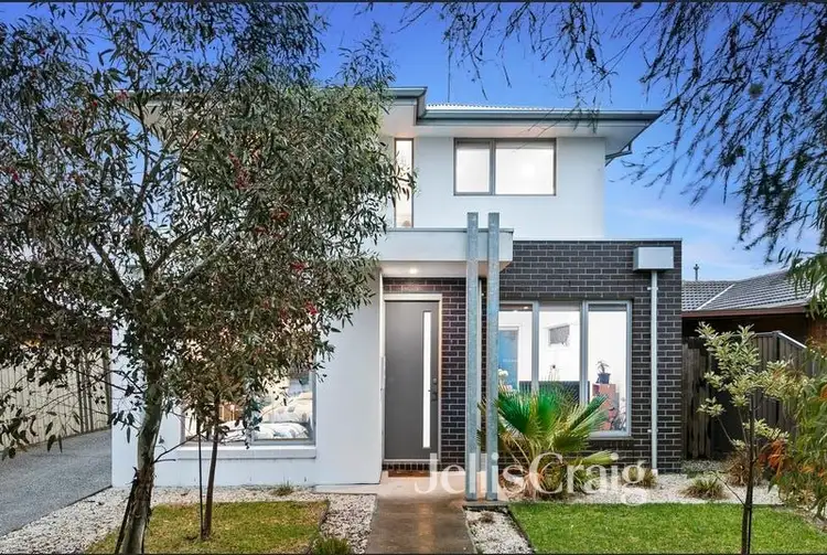 48 Powlett Street