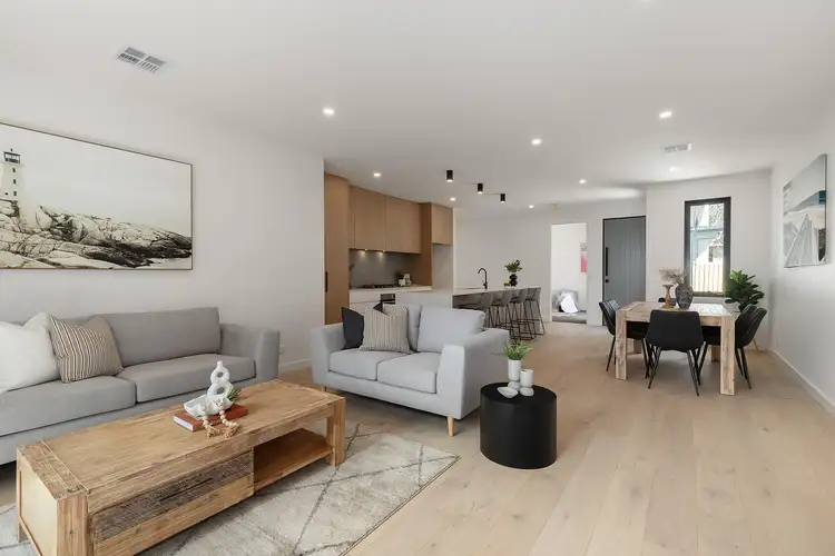 37a Frome Avenue
