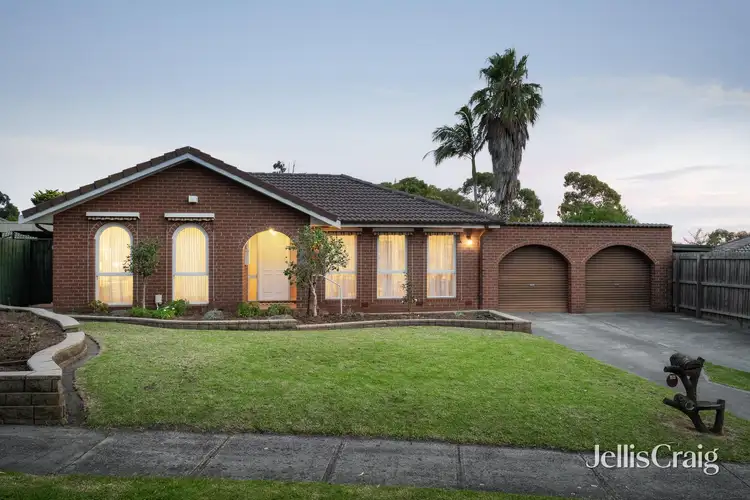 11 Archer Place