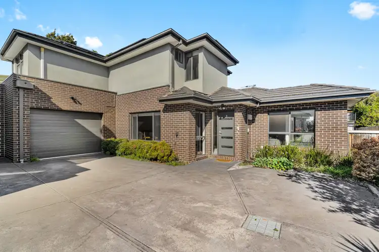 18 Oakleigh St