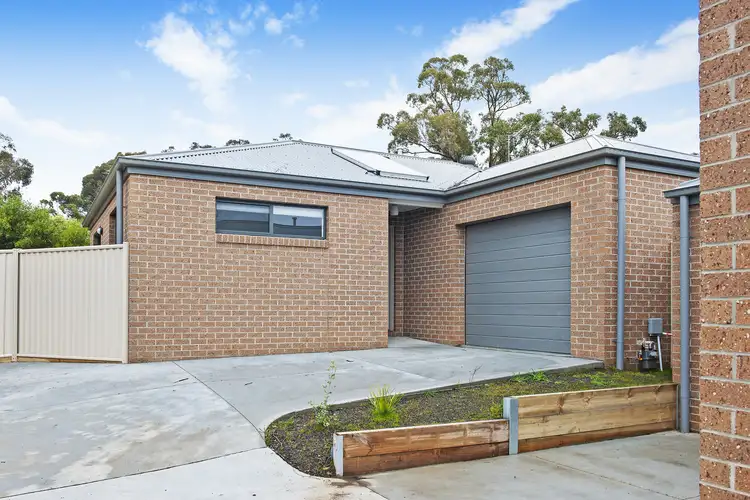 24 Shakespeare Avenue