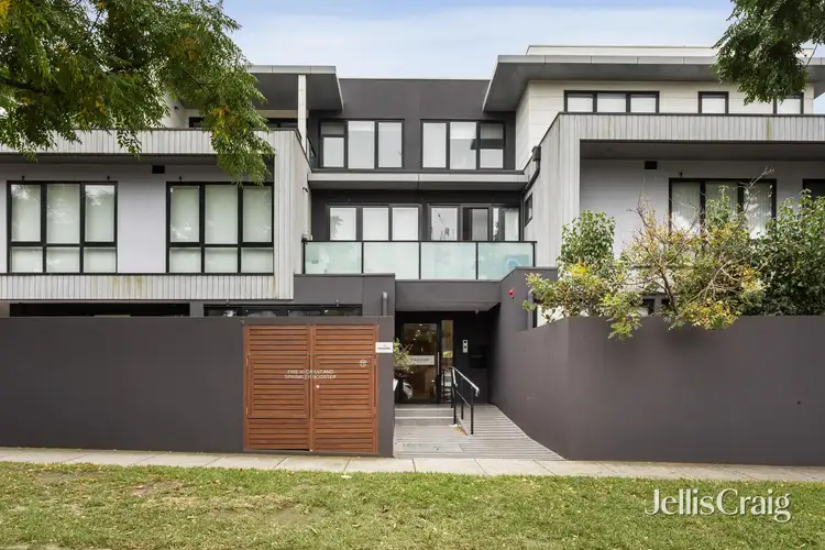 3 Faulkner Street