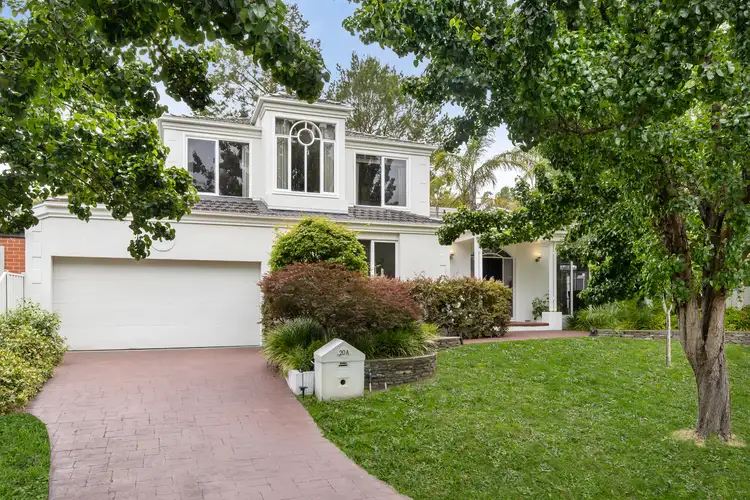 20A Carlton Court
