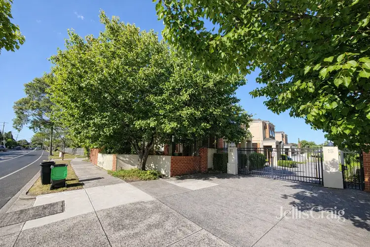 22 Oriel Road