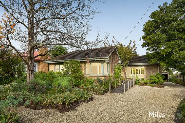 25 Millicent Street