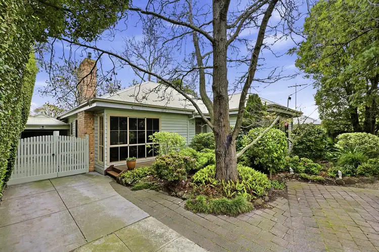 66 Pakenham Street