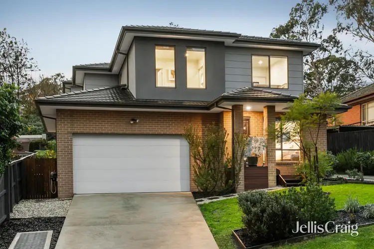 7 Walsh Street