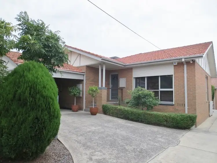 288 Grimshaw Street