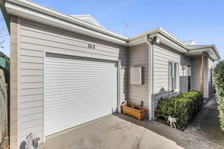 30B Charlotte Avenue