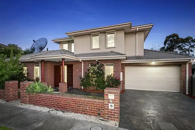 8 Albert Crescent