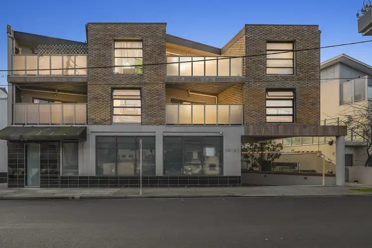19-21 Willesden Road