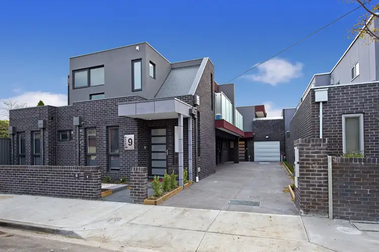 9 Hayes Street