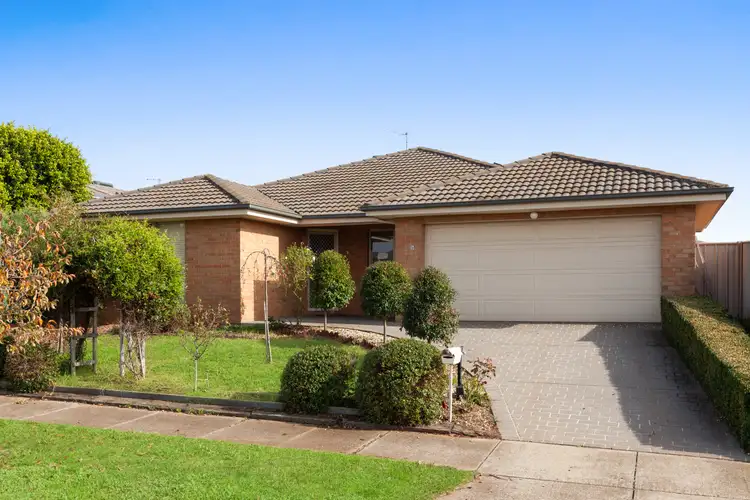 45 Chrystobel Way