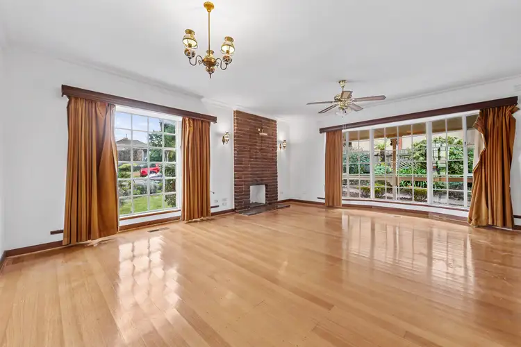 55 Avonhust Drive