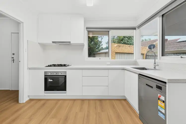 5 Leewarra Drive
