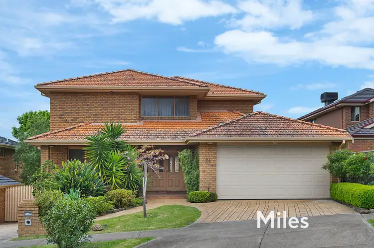 74 Casey Crescent