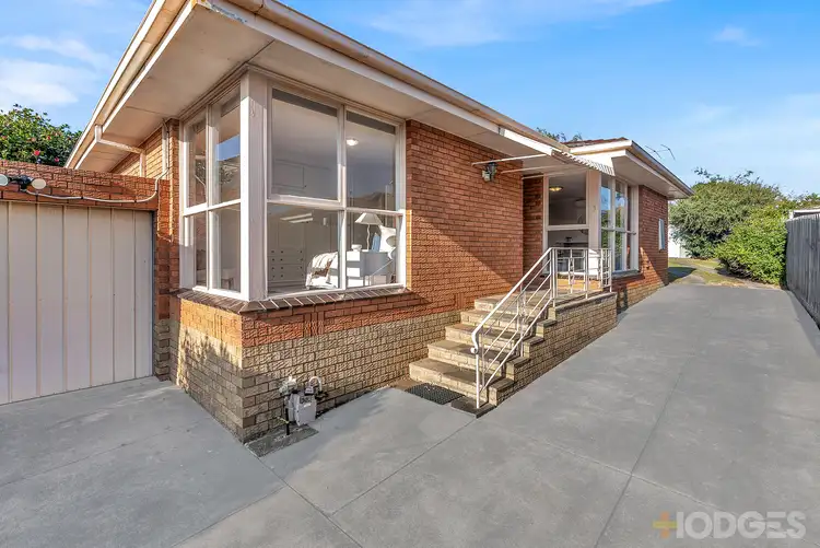 16 Naples Road