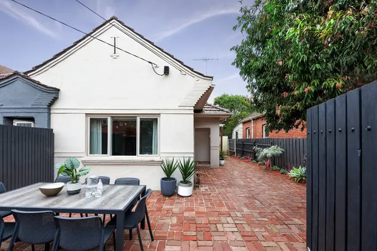 25a Scott Street