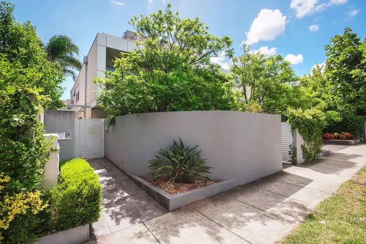 464 Hawthorn Road