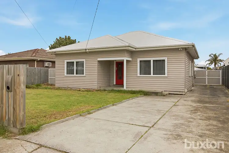 14 Ivan Avenue