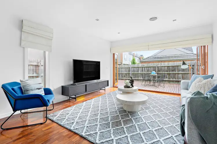 17 Anarth Street