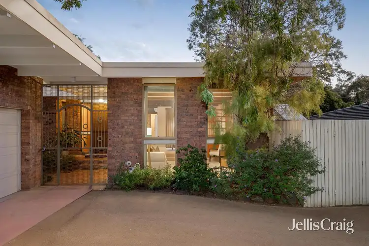 22 Phillips Crescent