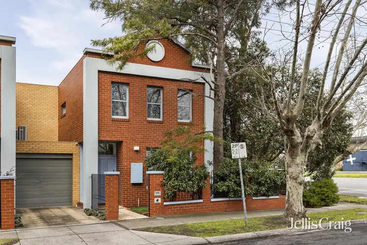 1013 Dandenong Road