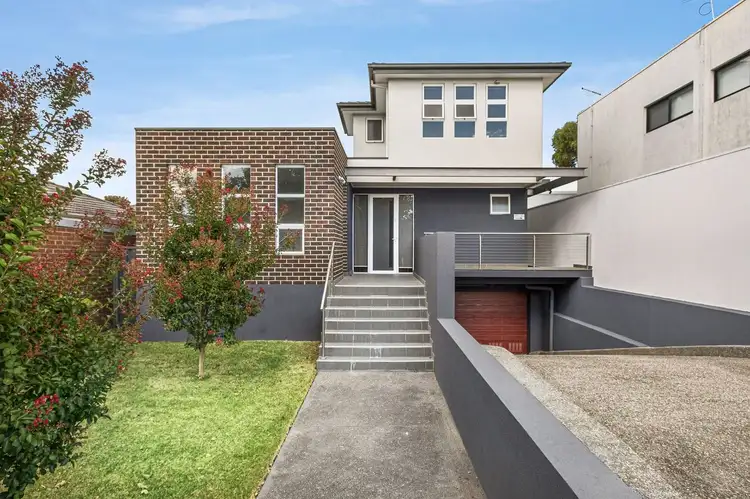 19 Rosella Street