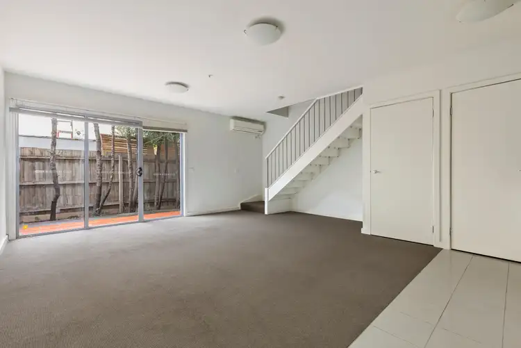 35 Rosstown Road