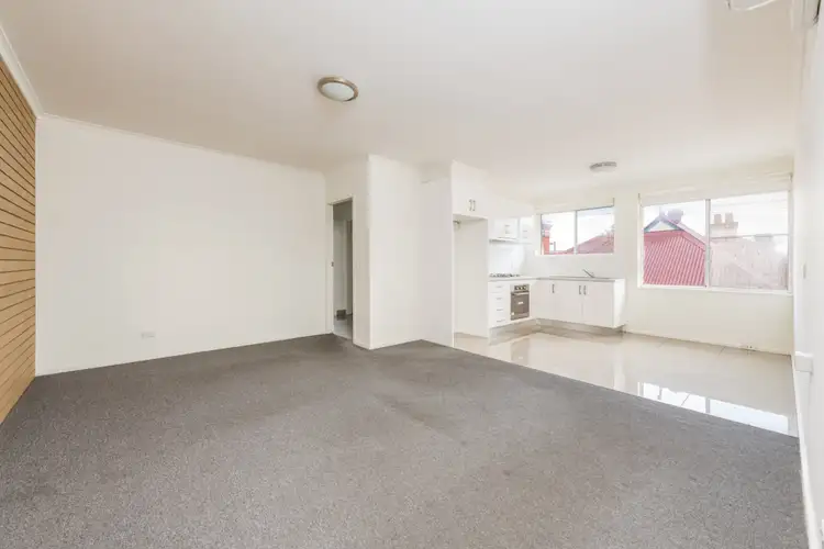 17 Martin Street