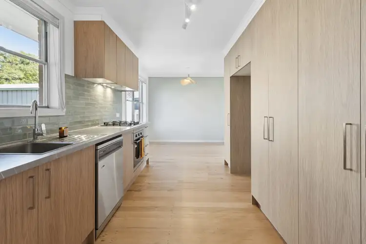 3 Myuna Court