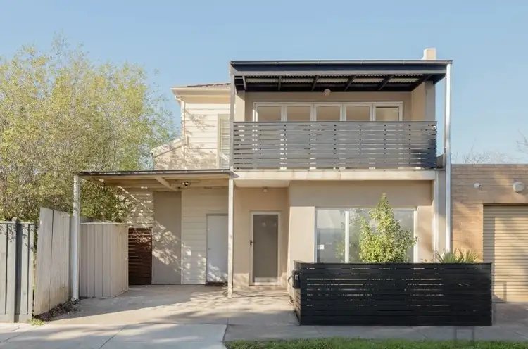 8 Azalea Avenue