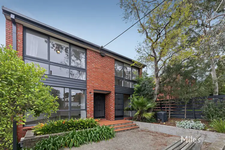 8-10 Bailey Grove
