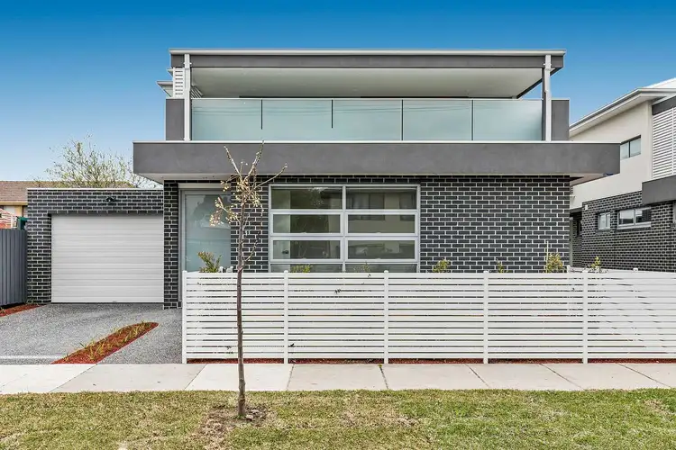 3-5 Adelaide Street