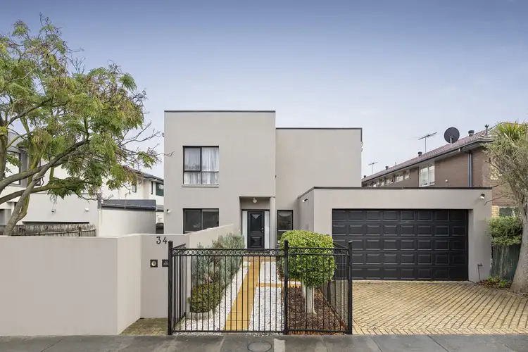 34 Emma Street