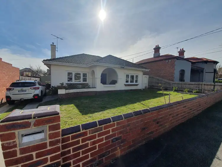 7 Taylor Street