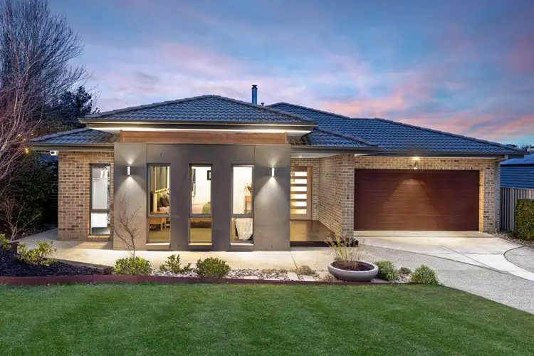 7 Oakdene Court