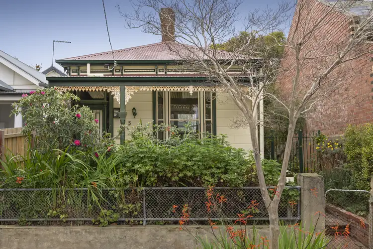 3 Clarendon Street