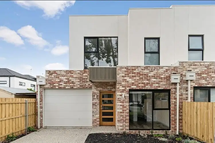 1A Hopetoun Court