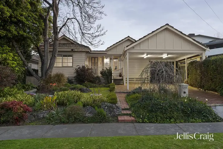 17 Dobson Avenue
