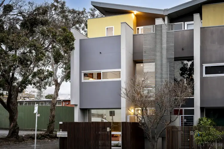 26 Redfern Road