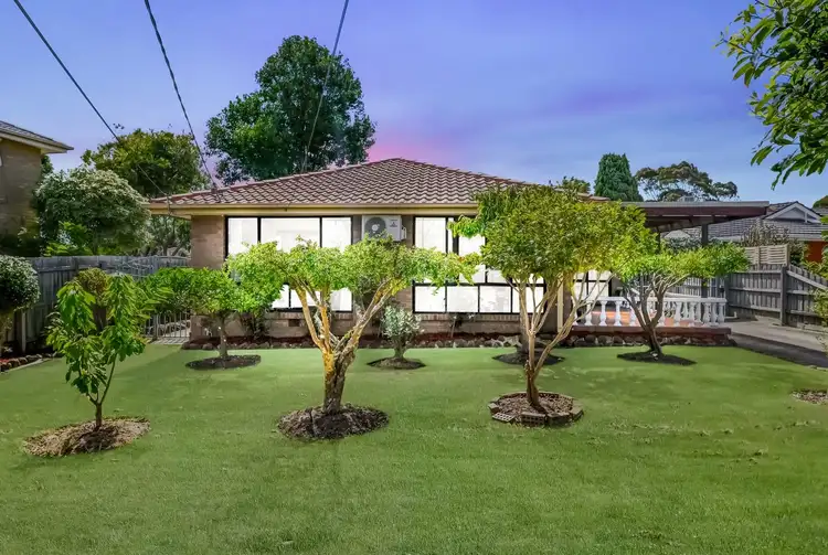 2 Mackerras Court