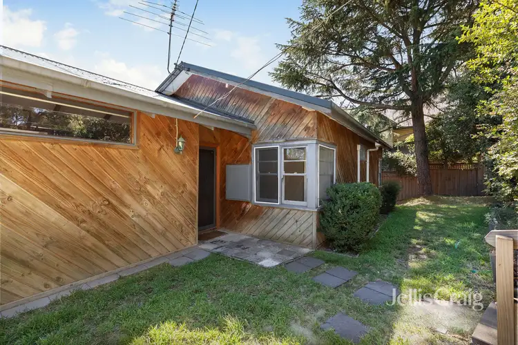 21 View Hill Crescent