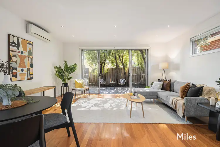54D Barton Street